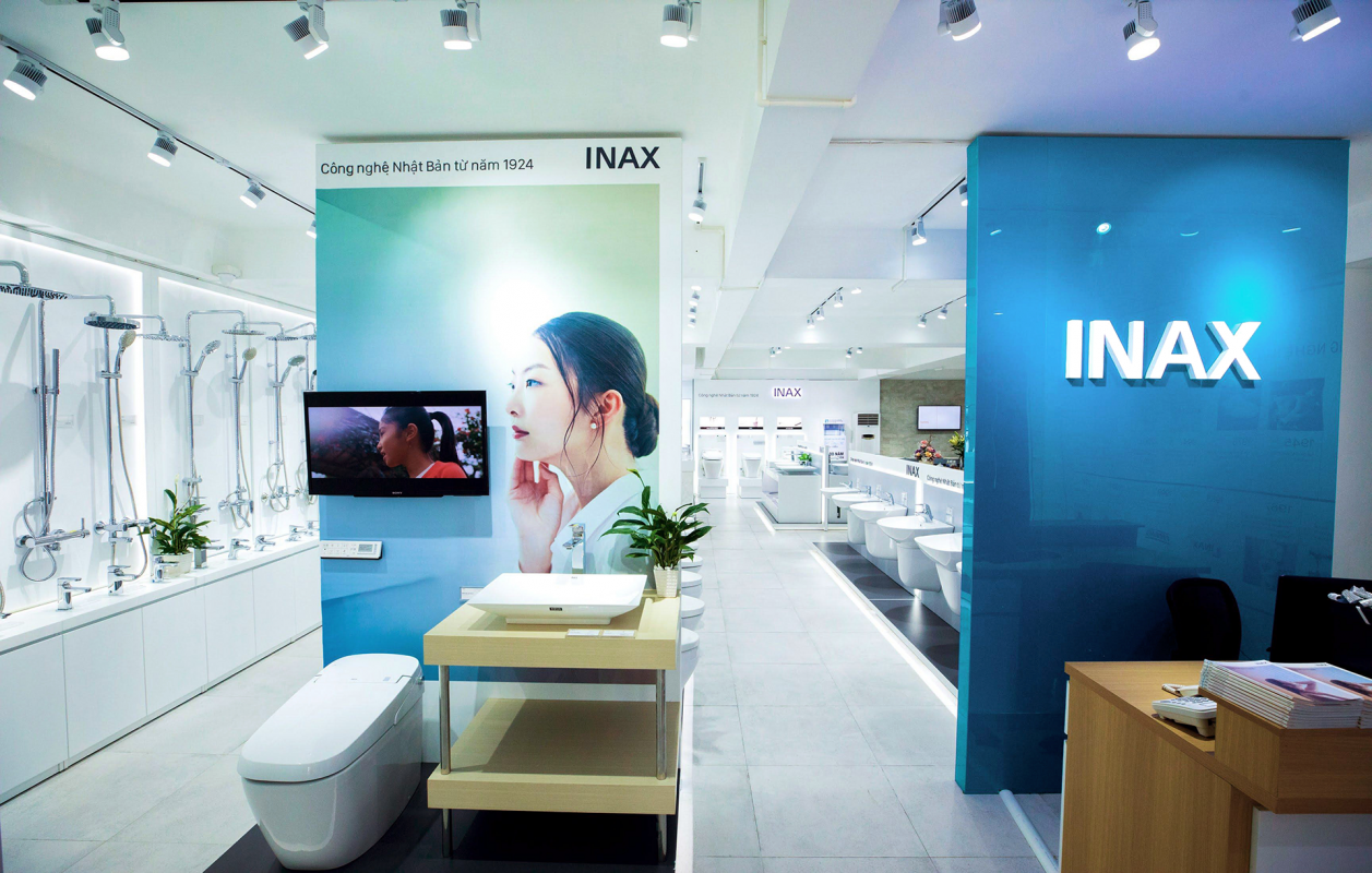 Inax: Được biết đến là thương hiệu bồn cầu danh tiếng nhất tại Nhật Bản, hãy đến và khám phá độ bền, chất lượng vượt trội của dòng sản phẩm Inax. Tự hào được trang bị sản phẩm đến từ Inax để mang đến sự tiện nghi và sang trọng cho gia đình mình.